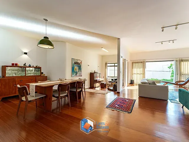 Casa com 586m² 4 quartos e 6 banheiros, à venda, no bairro Vila Tramontano em São Paulo
