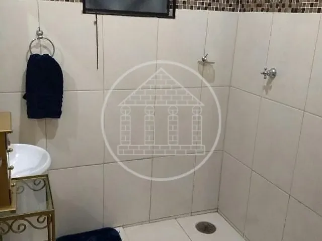 Casa com 120m² 2 quartos e 1 banheiro, à venda, no bairro Jardim Santa Catarina em Sorocaba