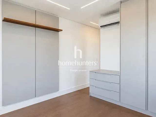 Casa com 300m² 3 quartos e 5 banheiros, para alugar, no bairro Alphaville Dom Pedro em Campinas