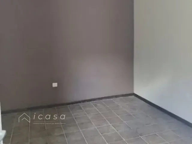 Casa com 300m² 3 quartos e 2 banheiros, à venda, no bairro Jardim Santa Maria em Jacareí