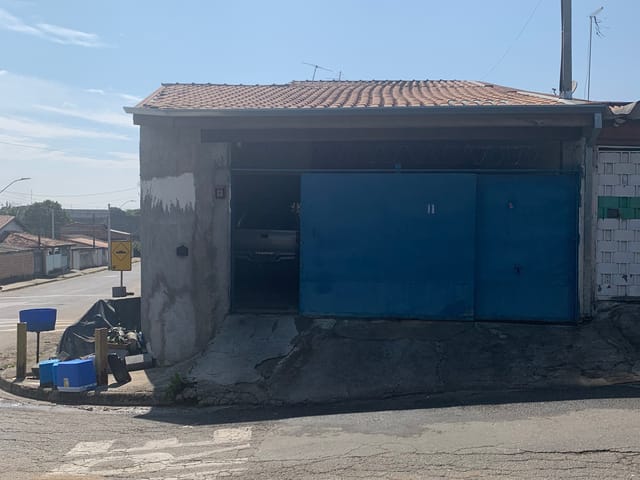 Casa 2 quartos e 2 banheiros, à venda, no bairro Cidade Nova em Pindamonhangaba