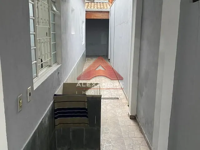Casa com 125m² 1 quarto e 1 banheiro, à venda, no bairro Conjunto Residencial Galo Branco em São José dos Campos