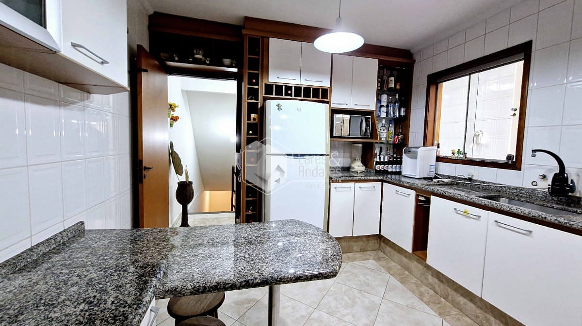 Casa à venda com 3 quartos, 188m² - Foto 28