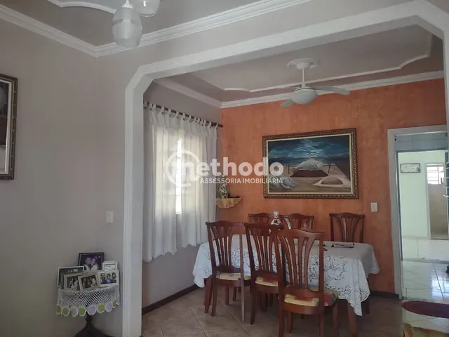Casa com 334m² 3 quartos e 3 banheiros, à venda, no bairro Vila Maria Eugênia em Campinas