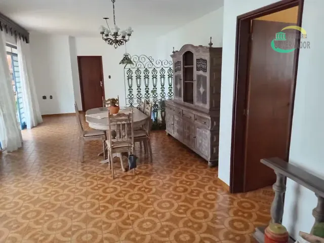 Casa com 540m² 4 quartos e 4 banheiros, à venda, no bairro Jardim Chapadão em Campinas