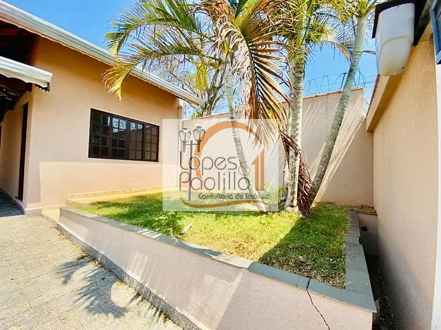 Casa com 240m² 2 quartos e 3 banheiros, à venda, no bairro Jardim Jaraguá em Atibaia