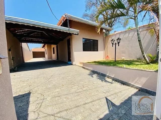 Casa com 240m² 2 quartos e 3 banheiros, à venda, no bairro Jardim Jaraguá em Atibaia