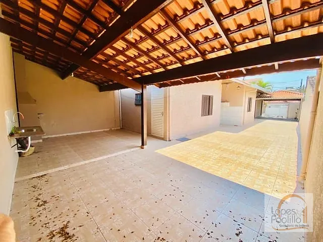 Casa com 240m² 2 quartos e 3 banheiros, à venda, no bairro Jardim Jaraguá em Atibaia