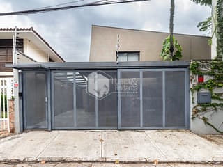 Foto do Casa-Casa tipo para venda em Cerqueira César com 5 quartos, sendo 5 suítes, 377m²