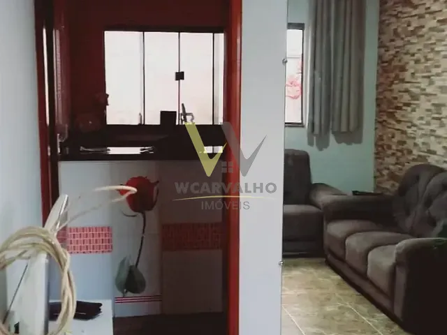Casa com 320m² 3 quartos e 2 banheiros, à venda, no bairro Jardim dos Ipês em Anápolis