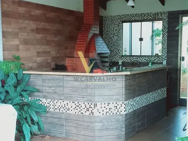 Casa com 320m² 3 quartos e 2 banheiros, à venda, no bairro Jardim dos Ipês em Anápolis