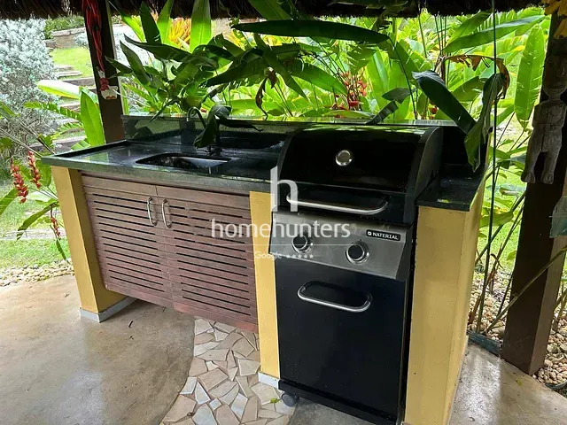 Casa 3 quartos e 5 banheiros, à venda, no bairro Colinas do Ermitage (Sousas) em Campinas