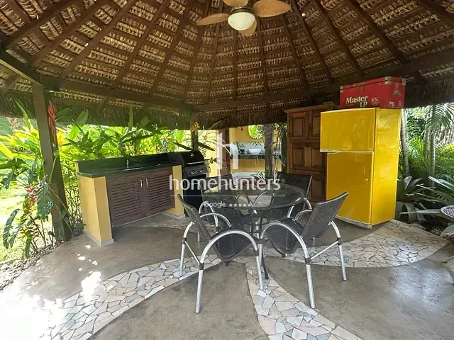 Casa 3 quartos e 5 banheiros, à venda, no bairro Colinas do Ermitage (Sousas) em Campinas