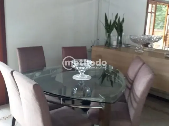 Casa com 270m² 3 quartos e 5 banheiros, à venda, no bairro Vila Faustina II em Valinhos