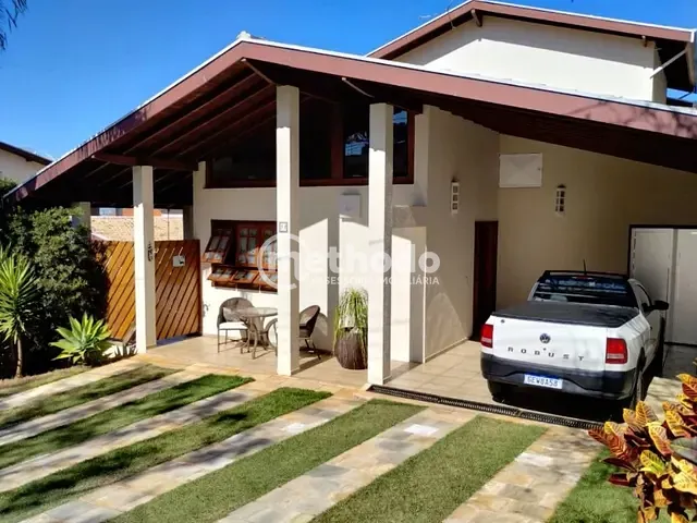 Casa com 270m² 3 quartos e 5 banheiros, à venda, no bairro Vila Faustina II em Valinhos
