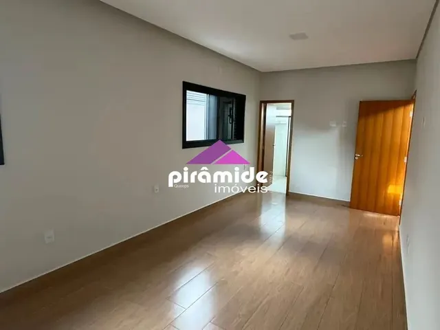 Casa com 10m² 3 quartos e 3 banheiros, à venda, no bairro Parque Residencial Nova Caçapava em Caçapava
