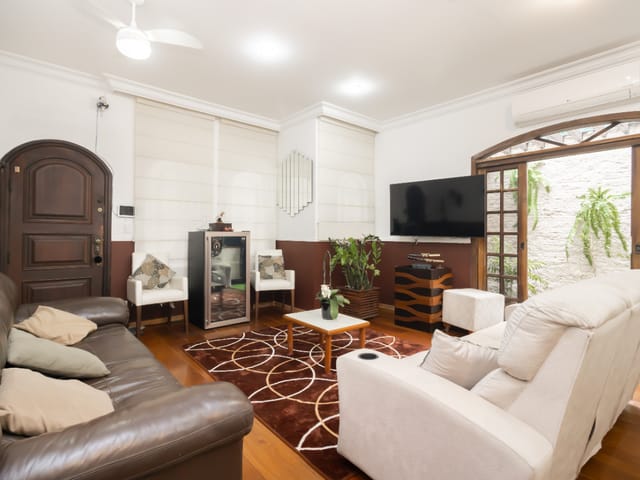 Casa com 165m² 2 quartos e 3 banheiros, à venda, no bairro Vila Vitório Mazzei em São Paulo