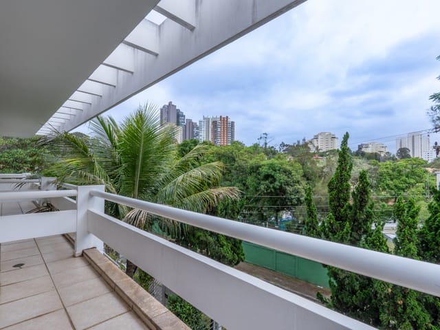 Casa com 1088m² 5 quartos e 9 banheiros, à venda, no bairro Vila São Francisco em São Paulo