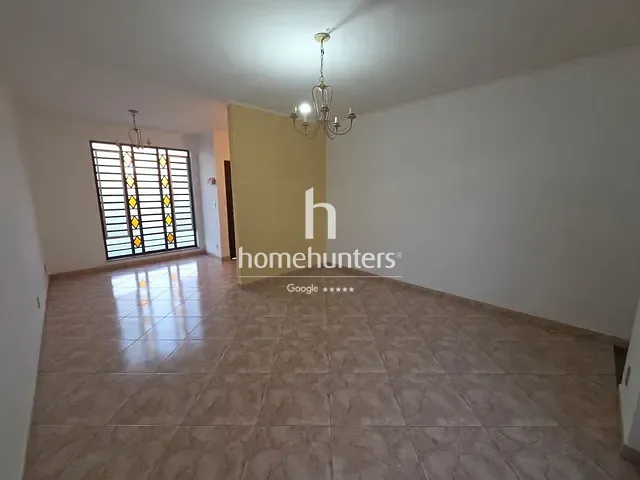 Casa 3 quartos e 3 banheiros, à venda ou para alugar, no bairro Vila Papelão em Valinhos