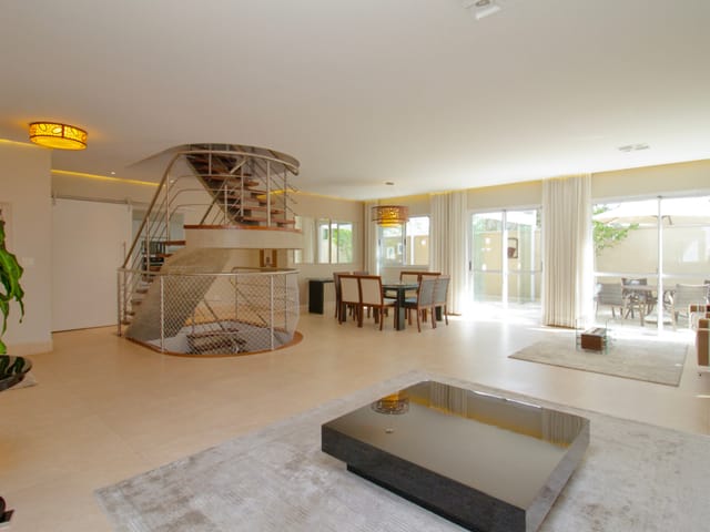 Casa com 470m² 4 quartos e 6 banheiros, à venda, no bairro Campo Belo em São Paulo