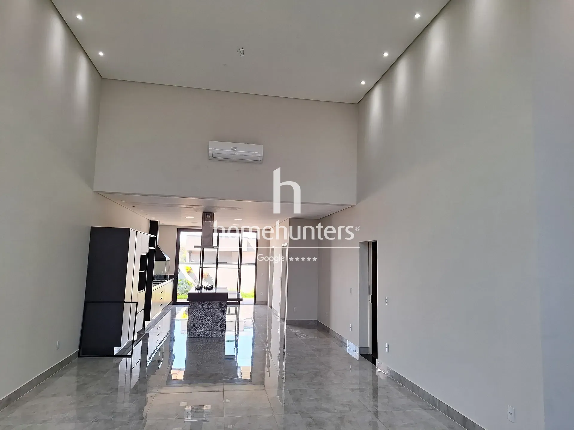 Casa, 3 quartos, 191 m² - Foto 2