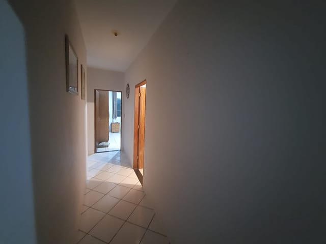 Casa com 250m² 4 quartos e 2 banheiros, à venda, no bairro Parque Aeroporto em Taubaté