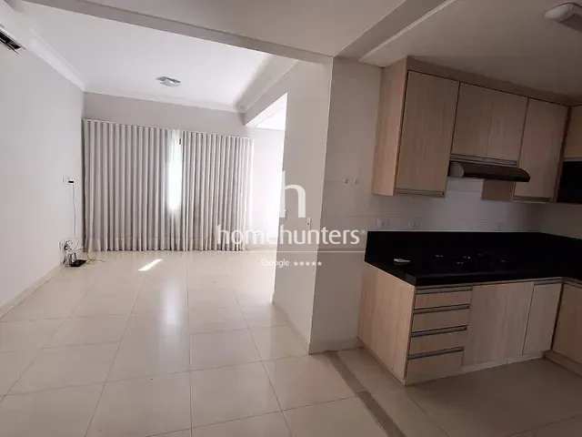Casa 3 quartos e 4 banheiros, à venda ou para alugar, no bairro Chácaras Silvania em Valinhos
