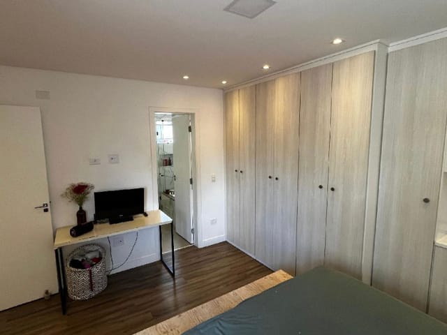 Casa com 242m² 3 quartos e 5 banheiros, à venda, no bairro Santa Teresinha em São Paulo