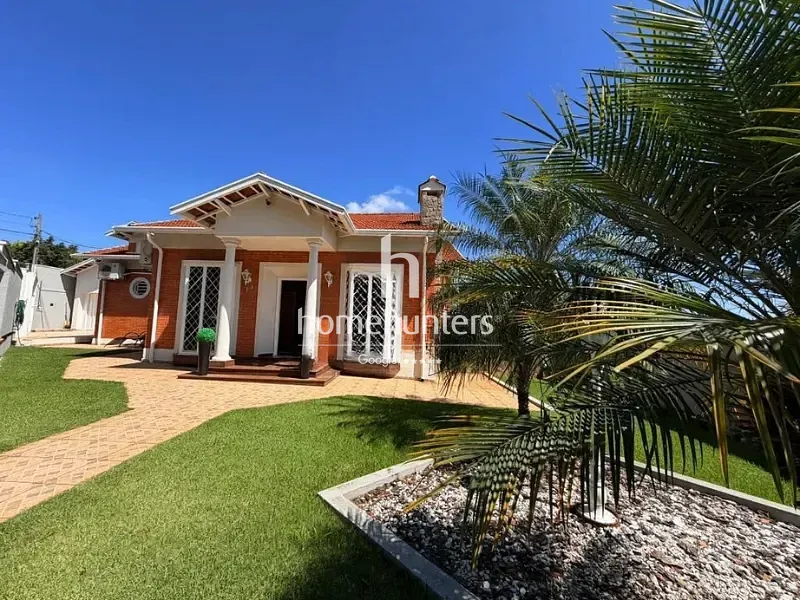 Casa, 3 quartos, 212 m² - Foto 1