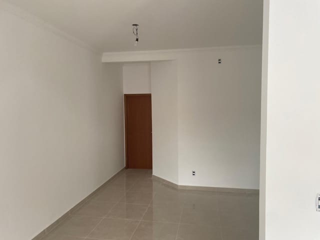 Casa com 225m² 3 quartos e 2 banheiros, à venda, no bairro Parque Esperança em Taubaté