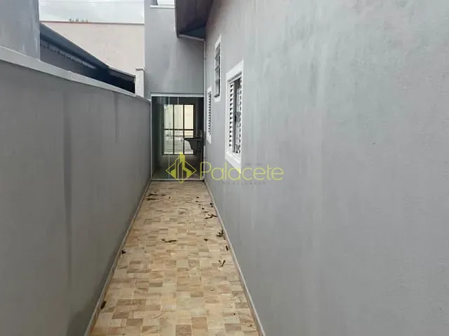 Casa com 225m² 3 quartos e 2 banheiros, à venda, no bairro Parque Esperança em Taubaté