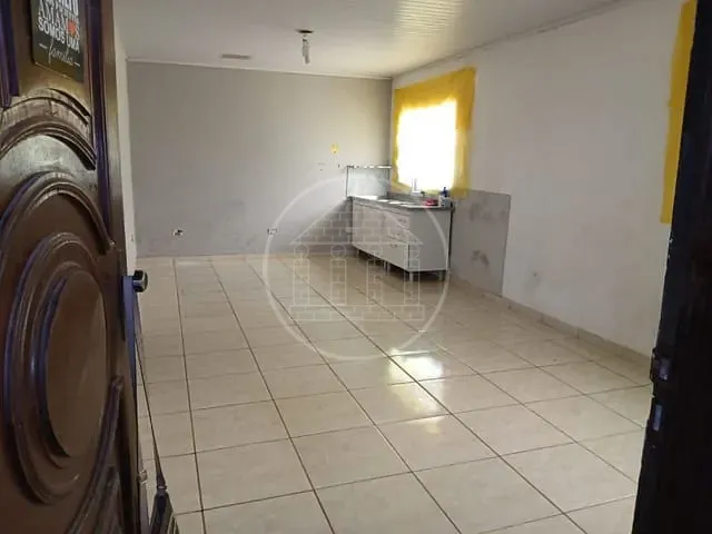 Casa com 250m² 2 quartos e 2 banheiros, para alugar, no bairro Cipó em Embu-Guaçu