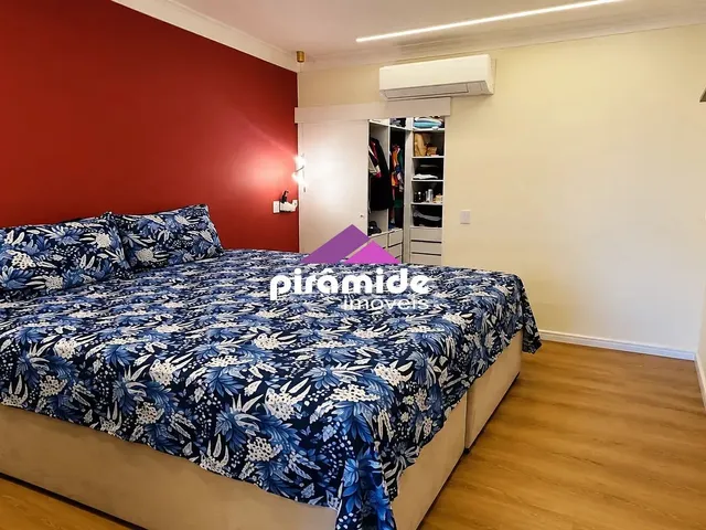 Casa com 10m² 3 quartos e 3 banheiros, à venda, no bairro Cidade Salvador em Jacareí