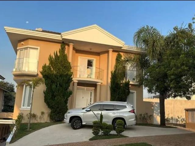 Casa com 455m² 4 quartos e 7 banheiros, à venda, no bairro Alphaville em Santana de Parnaíba