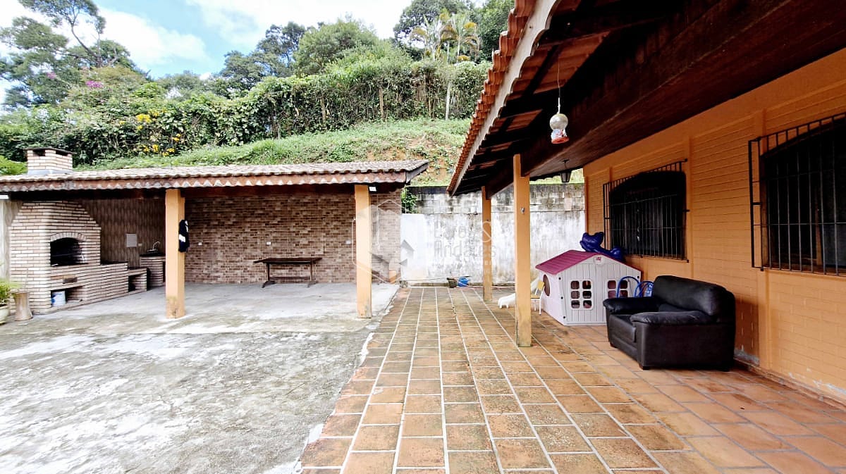 Casa à venda com 3 quartos, 210m² - Foto 32