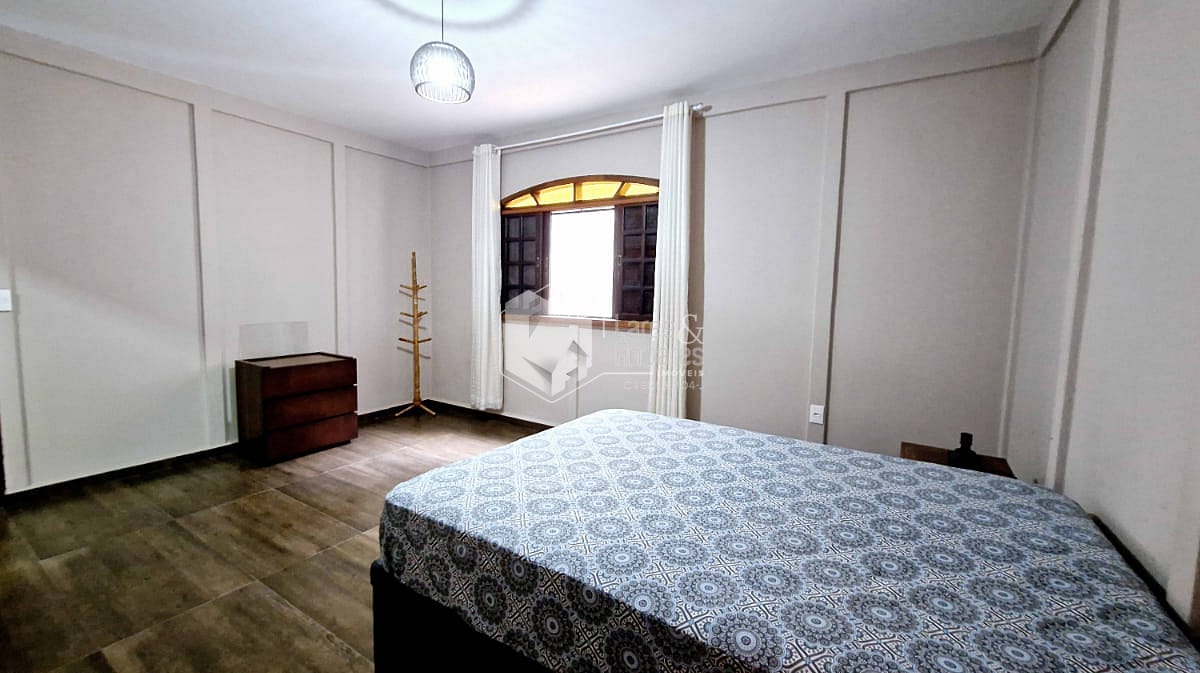 Casa à venda com 3 quartos, 210m² - Foto 16
