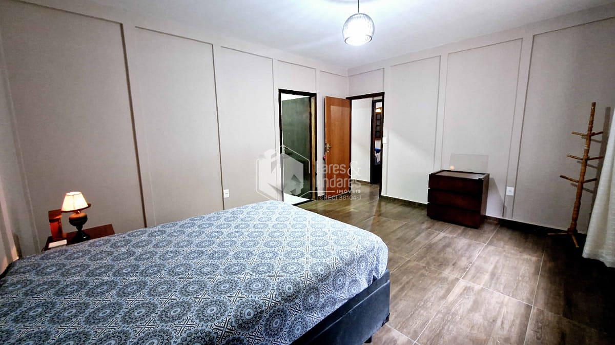 Casa à venda com 3 quartos, 210m² - Foto 17
