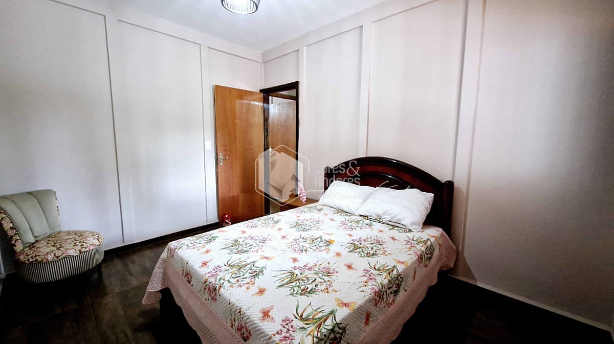 Casa à venda com 3 quartos, 210m² - Foto 21