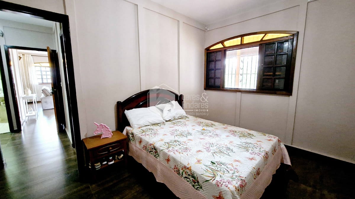 Casa à venda com 3 quartos, 210m² - Foto 22