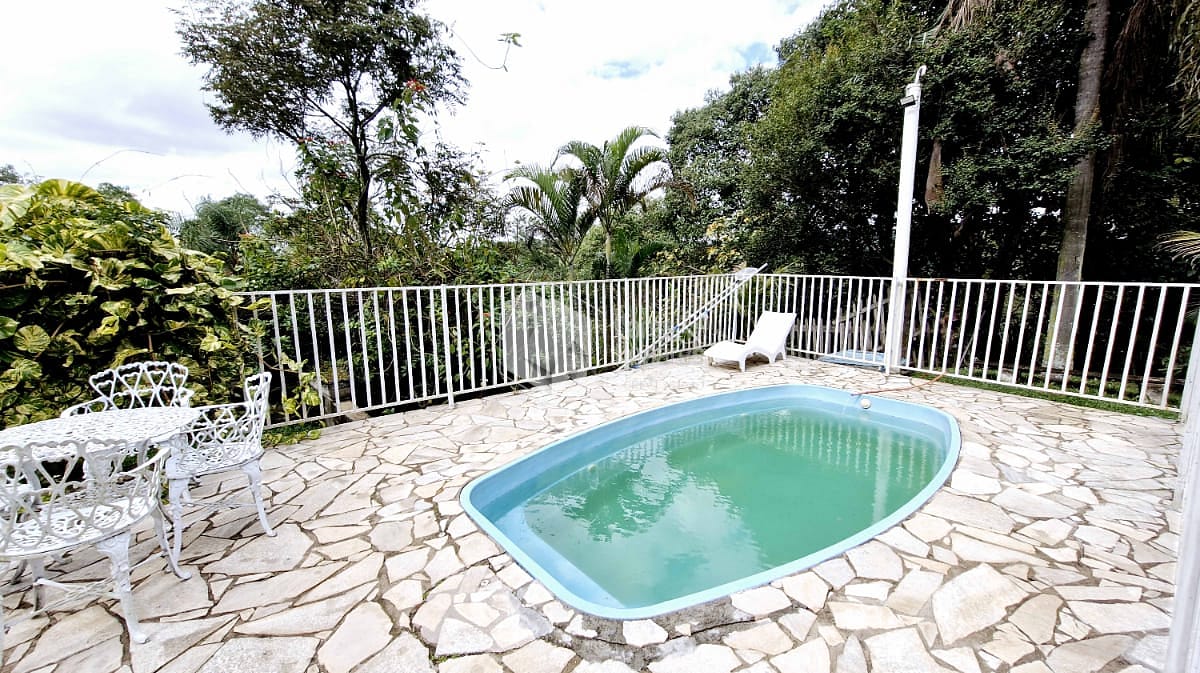 Casa à venda com 3 quartos, 210m² - Foto 34
