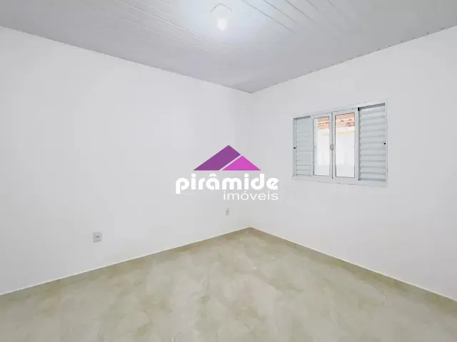 Casa com 253m² 3 quartos e 2 banheiros, à venda, no bairro Jardim Satélite em São José dos Campos