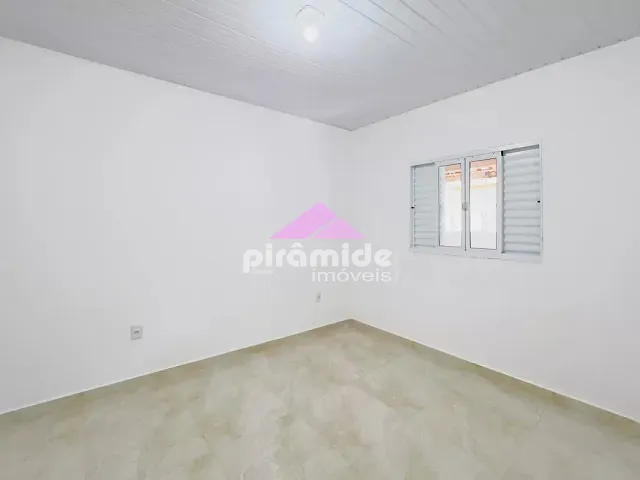 Casa com 253m² 3 quartos e 2 banheiros, à venda, no bairro Jardim Satélite em São José dos Campos