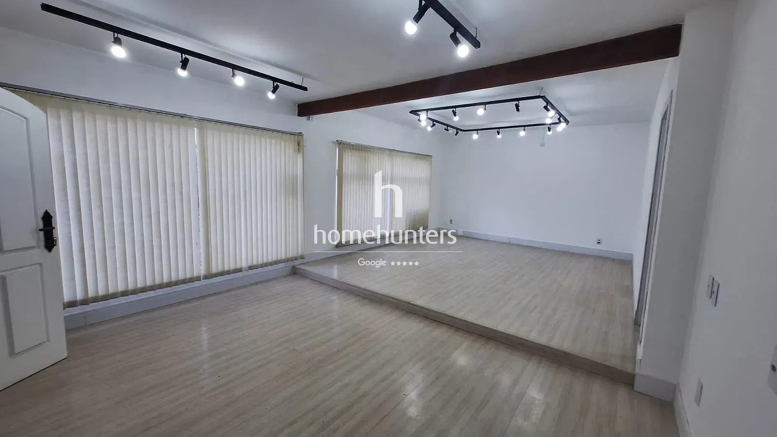 Casa, 1 quarto, 230 m² - Foto 2