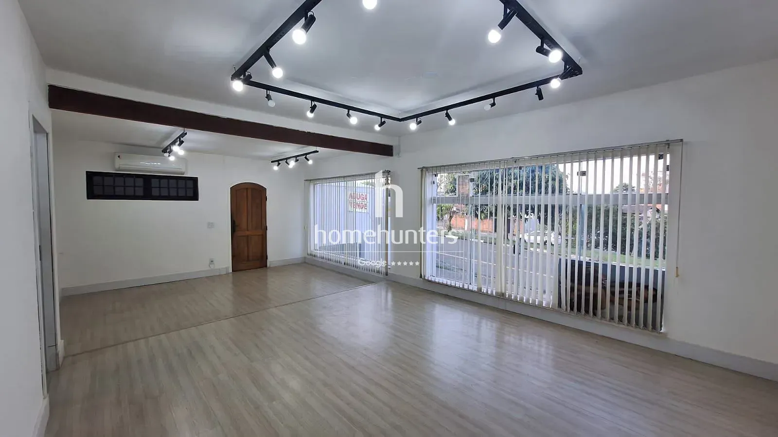 Casa, 1 quarto, 230 m² - Foto 1