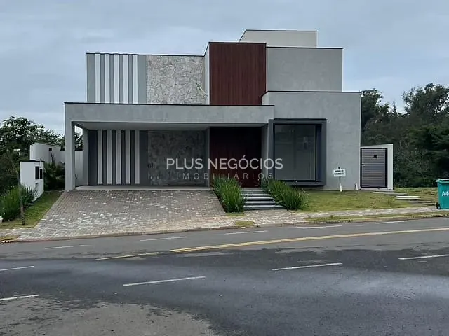 Casa com 461m² 3 quartos e 4 banheiros, à venda ou para alugar, no bairro Alphaville Nova Esplanada 4 em Votorantim