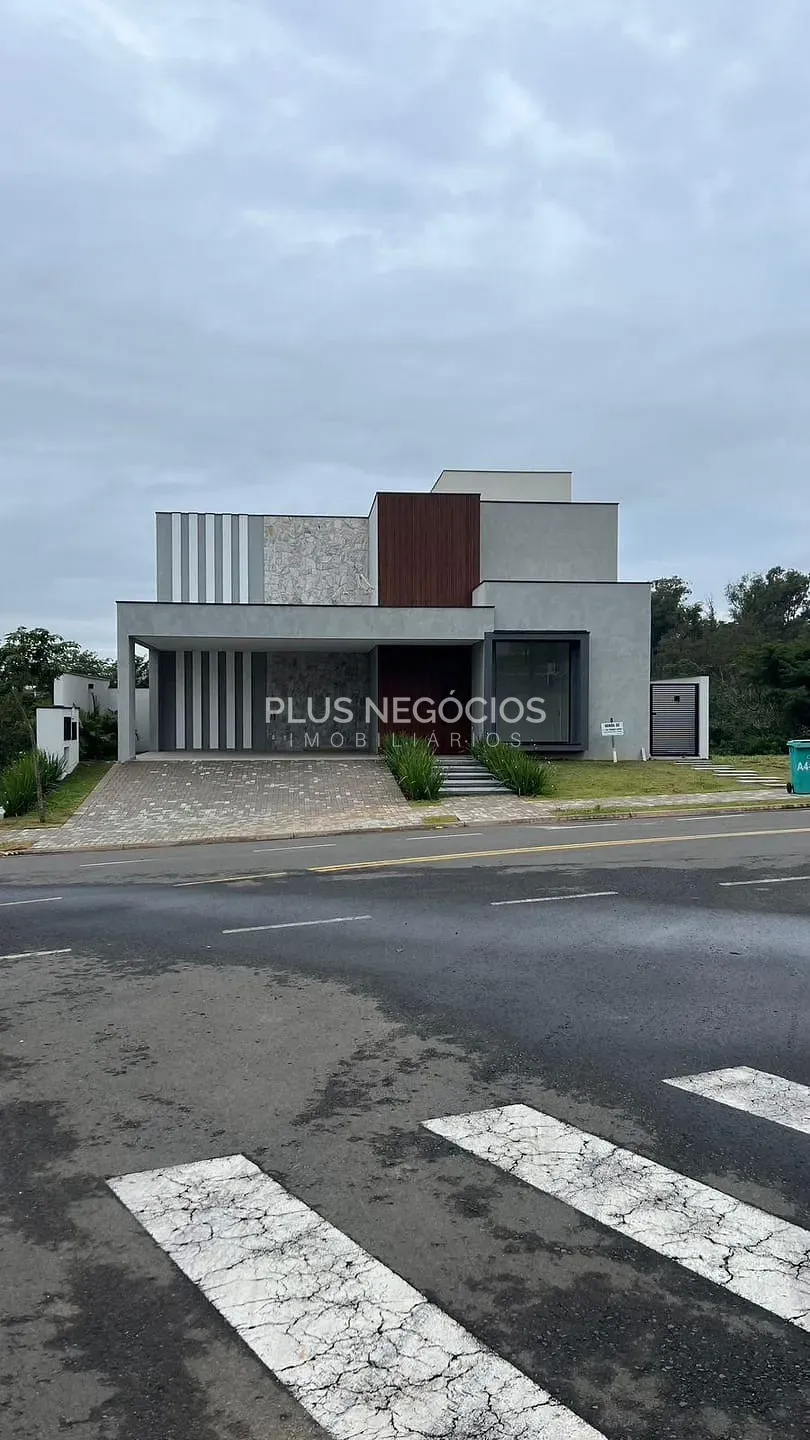 Casa, 3 quartos, 303 m² - Foto 2