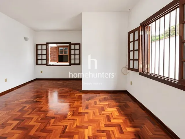 Casa com 360m² 3 quartos e 3 banheiros, à venda, no bairro Jardim Nova Europa em Campinas