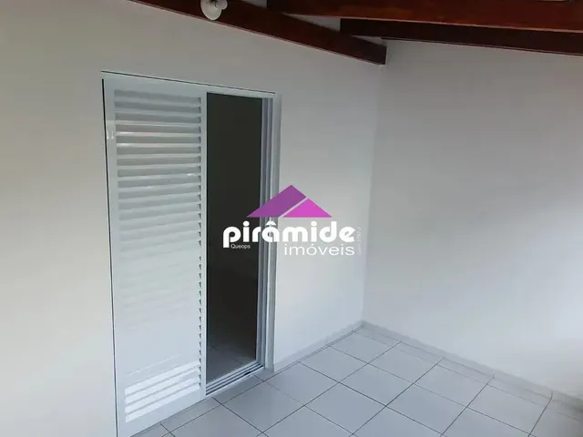 Casa com 163m² 3 quartos e 1 banheiro, à venda, no bairro Pontal de Santa Marina em Caraguatatuba