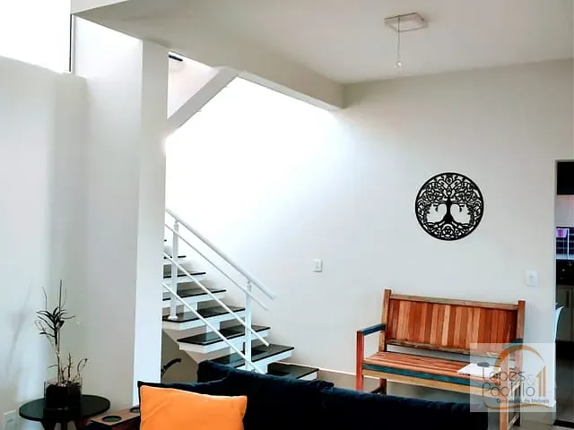 Casa com 548m² 4 quartos e 3 banheiros, à venda, no bairro Loteamento Jardim Solares em Atibaia