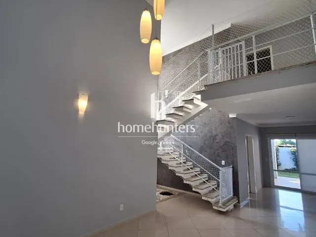 Casa 3 quartos e 4 banheiros, à venda, no bairro Jardim Recanto em Valinhos